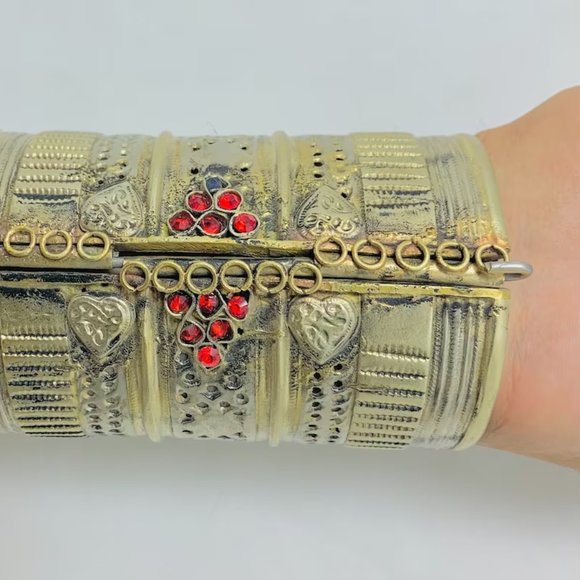 Single Handmade Kuchi Cuff Bracelet: Afghan Red Stone Tribal Jewelry - Picture 7 of 14